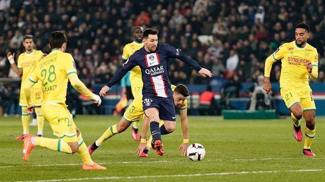 华体会网址-那不勒斯轻取巴黎圣日耳曼，格列兹曼梅开二度欧冠的简单介绍