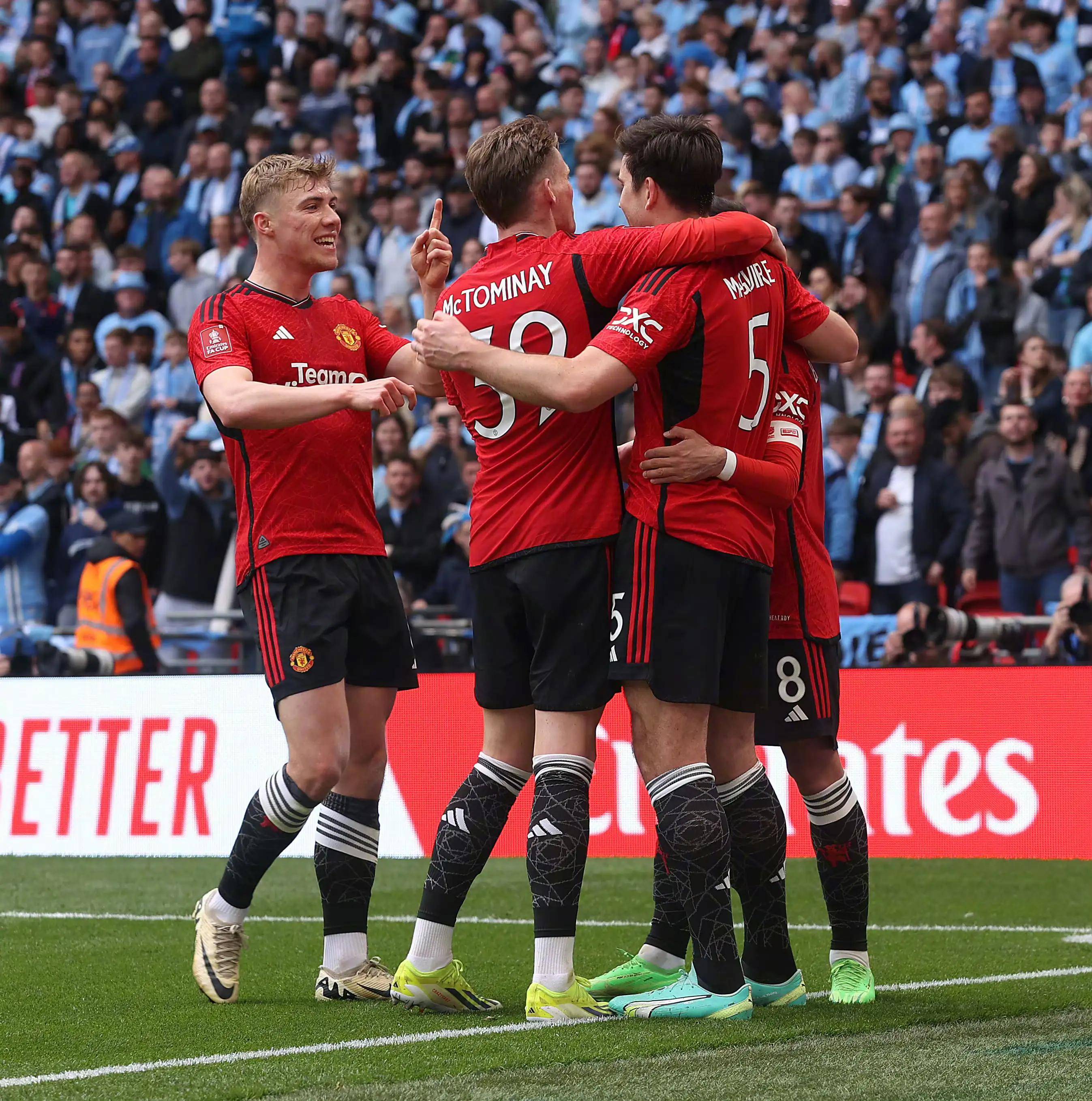 关于马竞战平热刺,格列兹曼补时绝平欧联杯的信息 关于马竞战平热刺,格列兹曼补时绝平欧联杯的信息