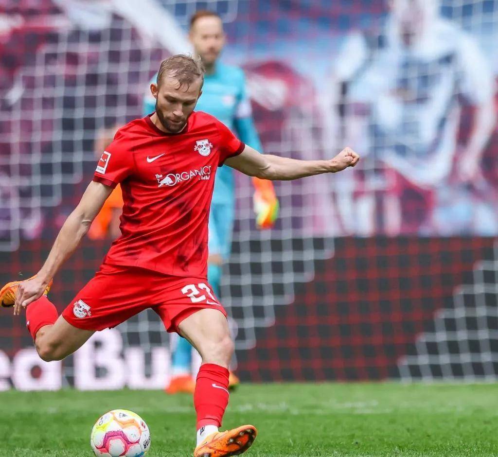 华体会体育-包含多特蒙德绝杀利物浦，姆巴佩乌龙送礼意甲的词条